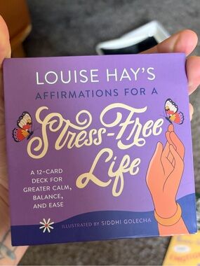 Louise Hay's Stress-Free Life Affirmation Card Deck - Purple